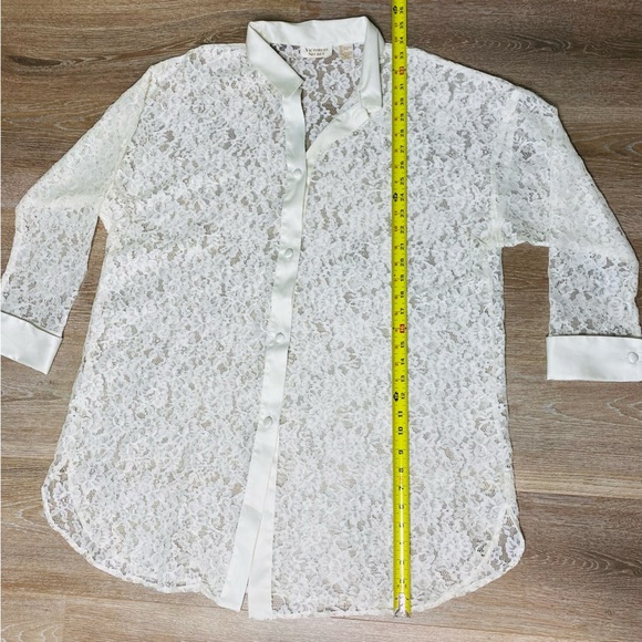 Vintage Victoria’s Secret Gold Label Button Down with Sleeves Size M/L - Picture 7 of 8